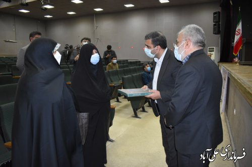 اگر امروز در هر سمتی هستیم به خاطر خون شهدا است