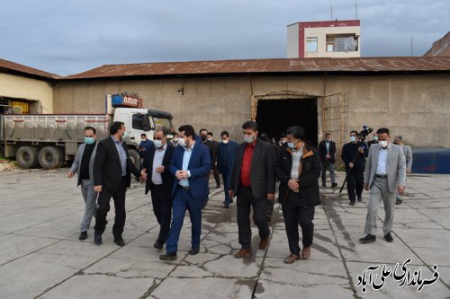 بازدید معاون اقتصادی استاندار،فرماندارو مدیران استانی و شهرستانی از بازار علی آبادکنول