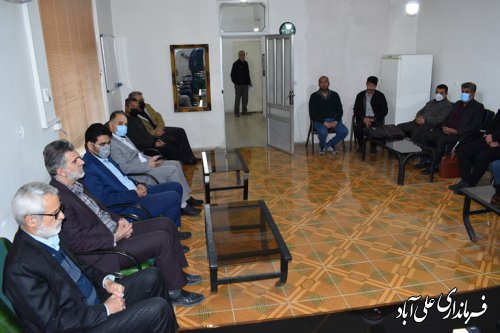 بخشداران با جذب سرمایه گذاران ، زمینه ساز رشد و پیشرفت منطقه باشند