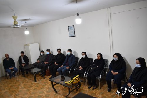 بخشداران با جذب سرمایه گذاران ، زمینه ساز رشد و پیشرفت منطقه باشند