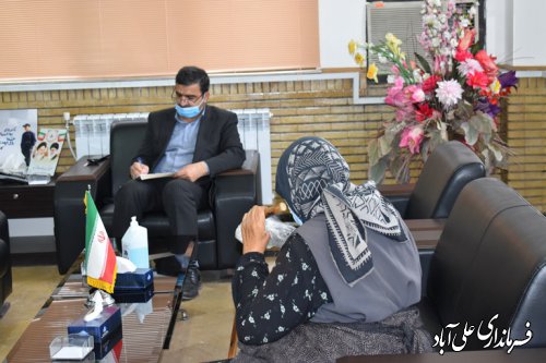 ملاقات مردمی فرماندار علی آبادکتول با شهروندان صبح امروز برگزار شد