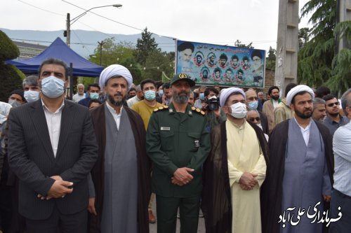 قدس ظرفیت جهانی دارد و تمام کشورها،فرهنگ ها و ادیان را گرد خود جمع می کند