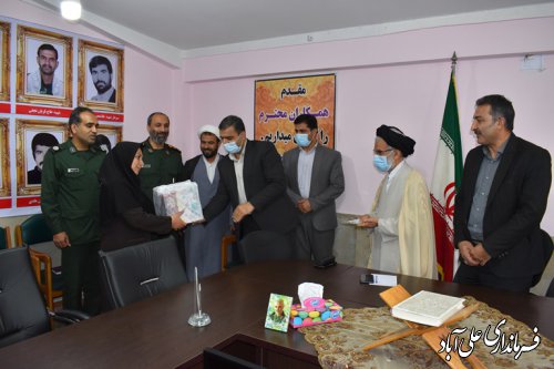 تکریم از مقام معلم نباید منحصر به یک روز و هفته ی خاص شود
