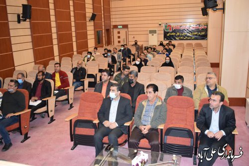 دهیاران با پرهیز از اختلافات در روستا و ایجاد همدلی به پیشرفت و آبادانی روستا کمک کنند 