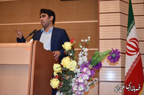 دهیاران با پرهیز از اختلافات در روستا و ایجاد همدلی به پیشرفت و آبادانی روستا کمک کنند 