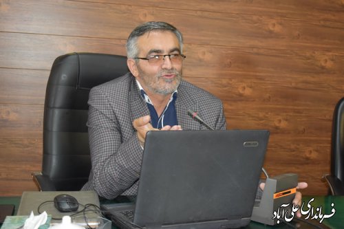دولت در تلاش است تا با اجرای طرح مردمی سازی یارانه ها مردم به حق خودشان برسند