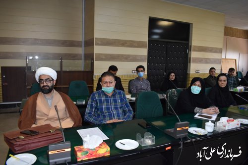 دولت در تلاش است تا با اجرای طرح مردمی سازی یارانه ها مردم به حق خودشان برسند