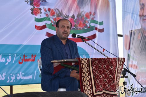 ادبیات مختومقلی سرشار از وحدت و یگانگی و مهر و مهرورزی و عشق به اهل بیت (ع) است