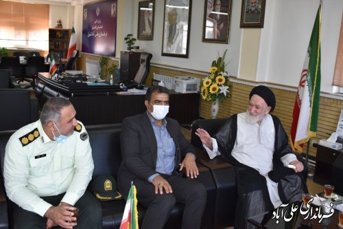 حضور دکتر یوسف الناصری نائب رئیس سابق حرکه النجباء عراق در فرمانداری  