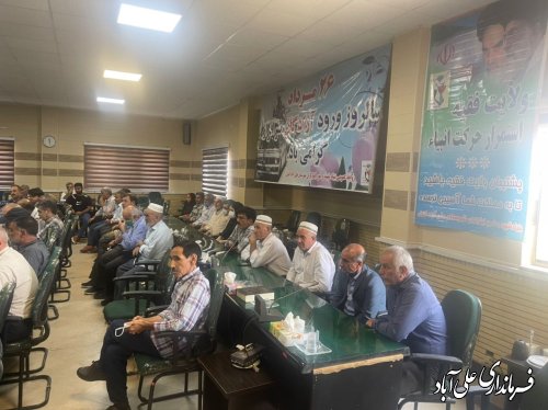 طی مراسمی در سالن اجتماعات فرمانداری از آزادگان شهرستان تجلیل به عمل آمد