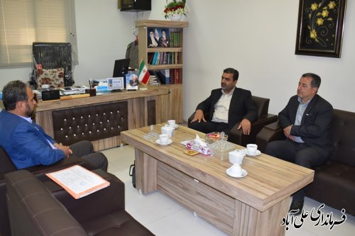 دیدار فرماندار علی آباد کتول با رئیس و کارکنان اداره تعاون،کار و رفاه اجتماعی شهرستان