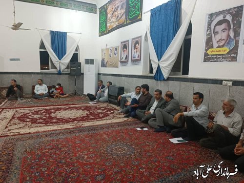 هدف ازبرگزاری جلسات میز خدمت  دیدار چهره به چهره و شنیدن مشکلات مردم است