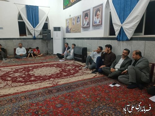 هدف ازبرگزاری جلسات میز خدمت  دیدار چهره به چهره و شنیدن مشکلات مردم است