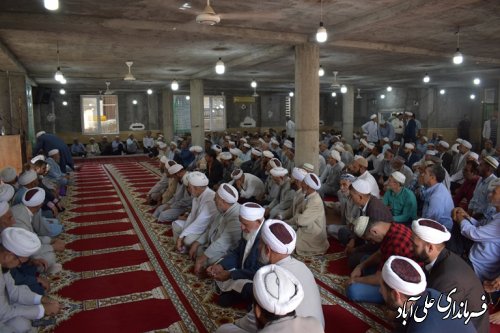 حضور فرماندارعلی آبادکتول در مراسم مولودی خوانی پیامبر اعظم اسلام(ص)