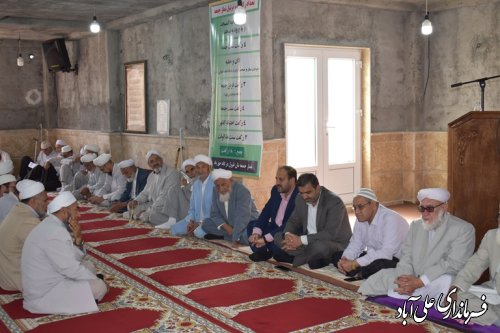 حضور فرماندارعلی آبادکتول در مراسم مولودی خوانی پیامبر اعظم اسلام(ص)