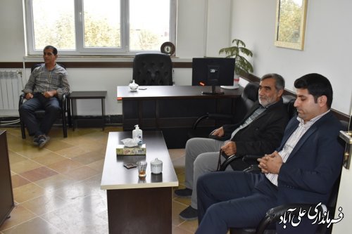 ملاقات مردمی فرماندار با اهالی شهرستان به صورت چهره به چهره برگزار شد