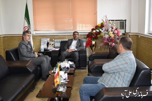 ملاقات مردمی فرماندار با اهالی شهرستان به صورت چهره به چهره برگزار شد