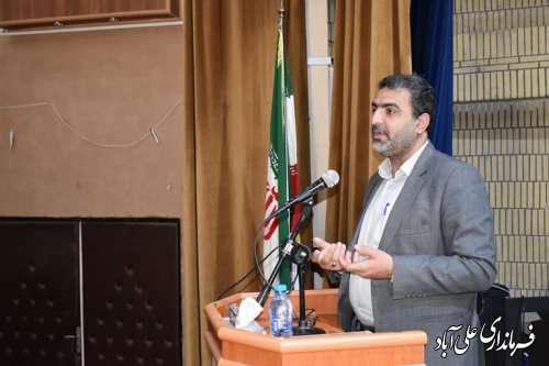 همایش تخصصی اشتغال مددجویان کمیته امداد فاضل آباد برگزار شد.