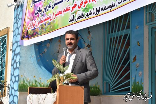 حضور فرماندار در مجمع عمومی اولیا و مربیان دبیرستان فدک دوره  متوسطه اول  شهر فاضل آباد