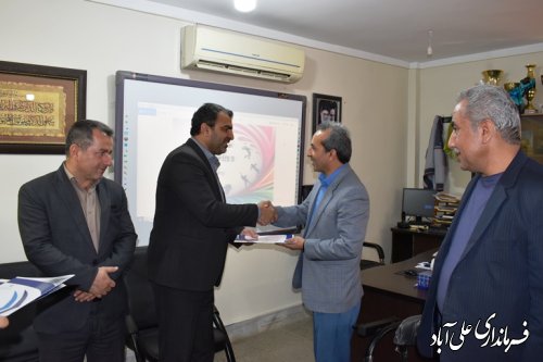 حضور فرماندارعلی آبادکتول در اداره ورزش و جوانان شهرستان 