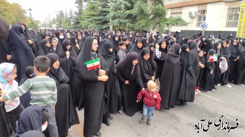 مردم غیور علی آباد کتول بعد از برگزاری نماز جمعه در یک راهپیمایی حادثه تروریستی شاهچراغ را محکوم کردند.
