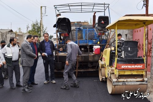 بازدید فرمانداراز روند اجرای پروژه زیرسازی ،آسفالت  و روکش آسفالت معابر روستای قوشکرپی