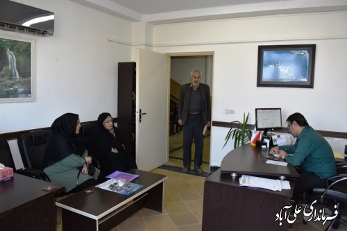 ملاقات مردمی فرماندار علی آبادکتول با شهروندان صبح امروز برگزار شد