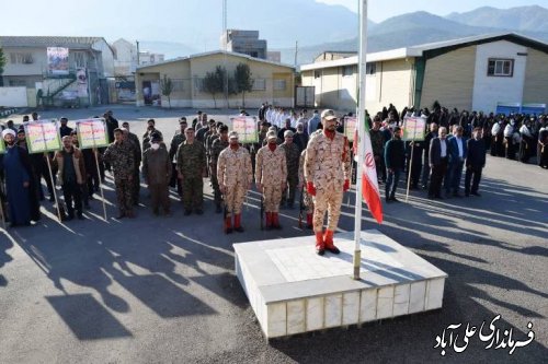 برگزاری صبحگاه مشترک به مناسبت گرامیداشت و آغاز هفته بسیج در علی آباد کتول