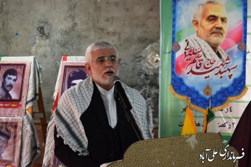 اولین یادواره شهدای اهل سنت علی آباد کتول و سرلشکر خلبان امیر مرادقلی برگزارشد