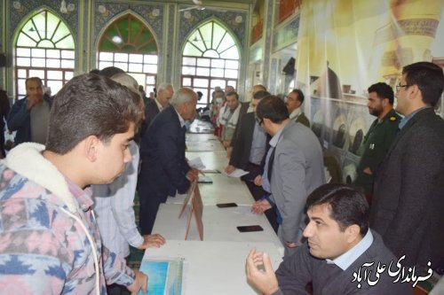 میزخدمت جهادی در مصلی امام رضا (ع) علی آبادکتول برگزار شد