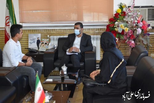 ملاقات مردمی فرماندارعلی آباد کتول با اهالی شهرستان به صورت چهره به چهره برگزار شد