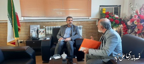 دیدار مردمی و پاسخگویی فرماندار علی آبادکتول با هدف رسیدگی به مشکلات مردم