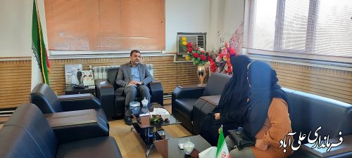 دیدار مردمی و پاسخگویی فرماندار علی آبادکتول با هدف رسیدگی به مشکلات مردم