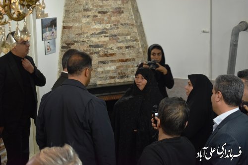 دیدار وزیر جهادکشاورزی با همراهی فرماندار علی آبادکتول از خانواده شهید جهادگر در روستای کردآباد
