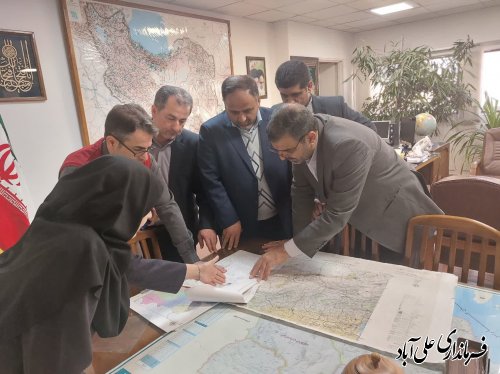 برگزاری جلسه با مدیرکل تقسیمات کشوری وزارت کشور