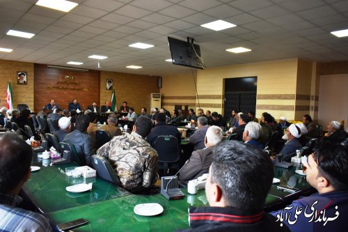 جلسه بررسی موضوعات و مشکلات کشاورزان ، دامداران و مرغداران علی آبادکتول 