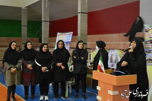 جشنواره بازی های بومی محلی شهرستان علی آباد کتول ویژه بانوان برگزار شد. 