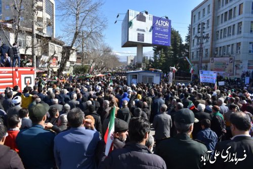 در راهپیمائی ،متفاوت‌ترین 22 بهمن 44 سال اخیر ، با آرمان های انقلاب اسلامی و امامین امت تجدید پیمان کردند. 