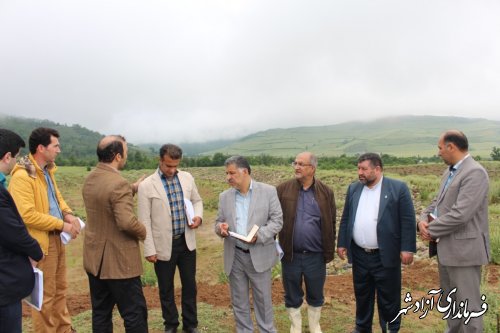 بازدید فرماندار از سد کوچک مخزنی روستای فاضل آباد شهرستان آزادشهر