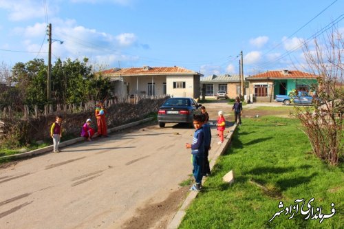 به مناسبت دهه فجر ؛ فرماندار شهرستان آزادشهر با خانواده شهداء اهل سنت دیدار کرد