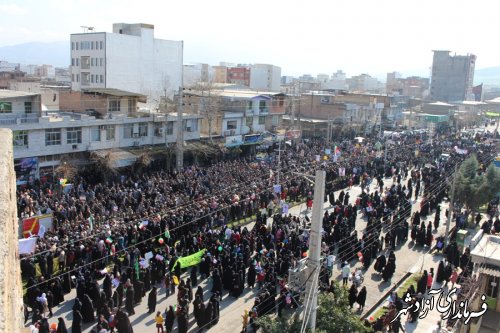 همزمان با سراسر کشور ؛ راهپیمایی 22 بهمن در شهرستان آزادشهر برگزار گردید