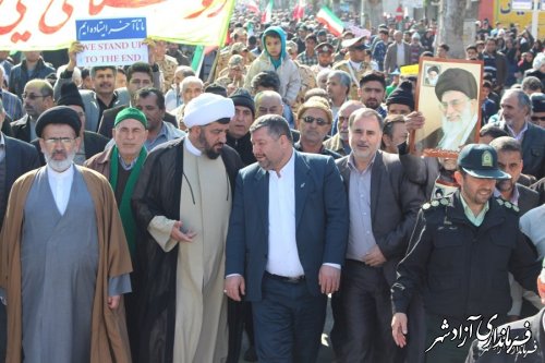 امام جمعه و فرماندار  آزادشهر از حضور حماسی مردم  در راهپیمایی ۲۲ بهمن تشکر کردند