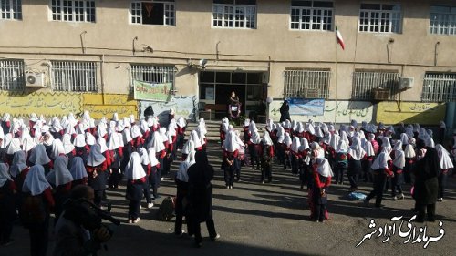 در روز جهانی موزه ها زنگ موزه در مدرسه جمهوری شهرستان نواخته شد