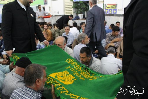 با حضور خدام امام رضا(ع) در شهرستان آزادشهر،فضای معنوی و عطرآگین حرم در شهر پیچید