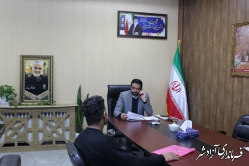 ملاقات مردمی فرماندار آزادشهر با شهروندان برگزار شد