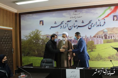 برگزاری جلسه هم اندیشی فرماندار با جوانان ونخبگان شهرستان آزادشهر