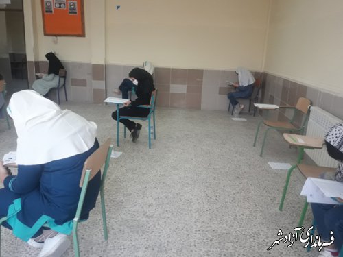 فرماندار آزادشهر از روند برگزاری آزمون ورودی مدارس متوسطه اول تیزهوشان بازدید کرد