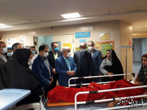 تجلیل و قدردانی فرماندار آزادشهر از پرستاران با حضور در بیمارستان حضرت معصومه(س)