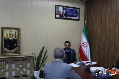 ملاقات مردمی فرماندار آزادشهر با شهروندان برگزار شد
