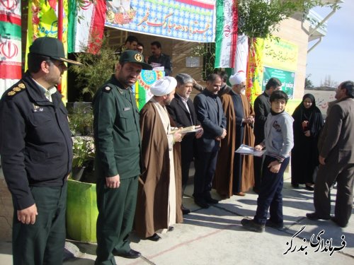 زنگ انقلاب در مدارس بندرگز نواخته شد